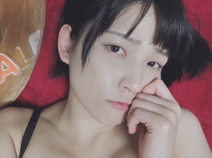 短髮巨乳！ F罩杯獸醫系女大學生「柏木亞美」出道撞臉日本人氣偶像中心成員！