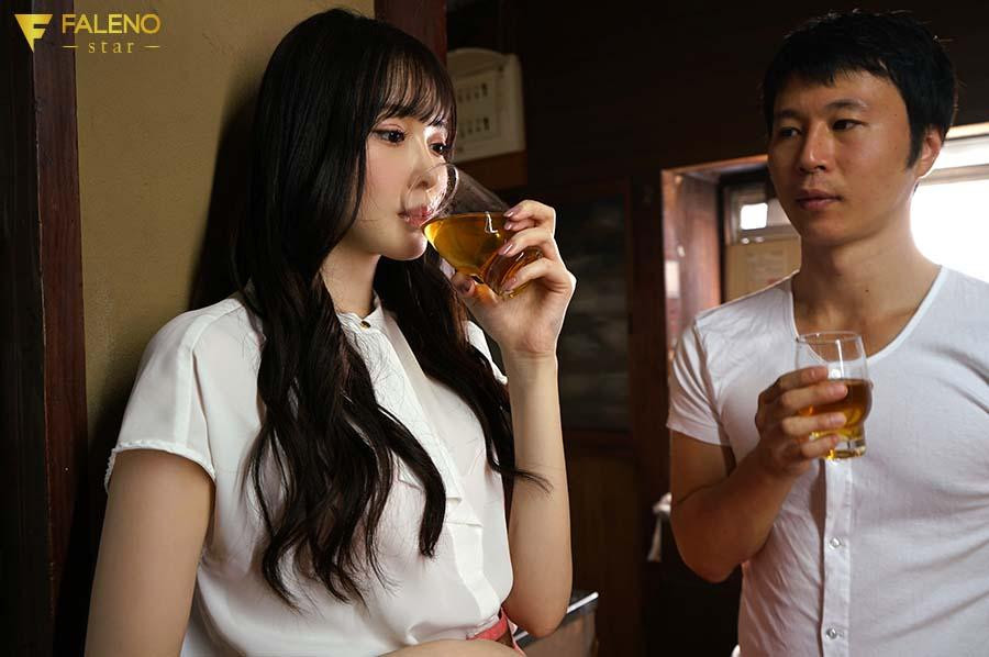 換回長髮造型後…橋本ありな(橋本有菜)露出最糜亂的表情！