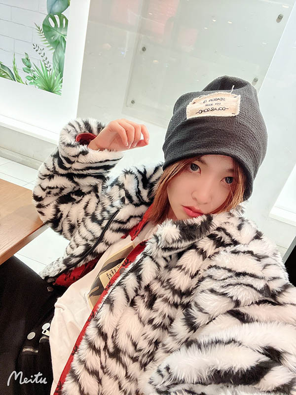 日巴混血格鬥家！極度飢渴美獣BODY！ギャビ三岳マルシア的真面目是？ ……