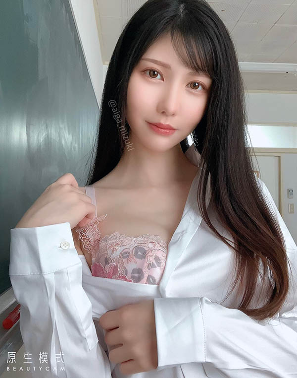 教師誘惑! 「藍牙みずき」包臀裙下騷意濃,「放蕩本命」直接現形!