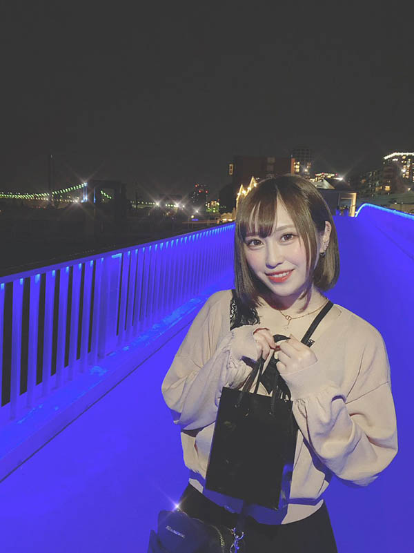 白皙如雪！ 美白美少女「七美瀬奈」出道！