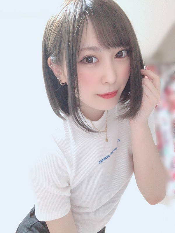 白皙如雪！ 美白美少女「七美瀬奈」出道！