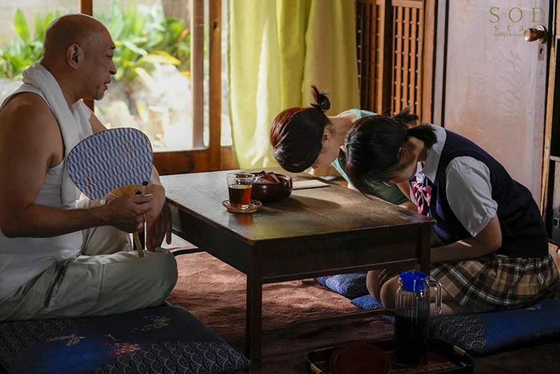 無情享用！ C奶小馬美少女「戸田真琴」本月新作慘遭鬼父每天調教！