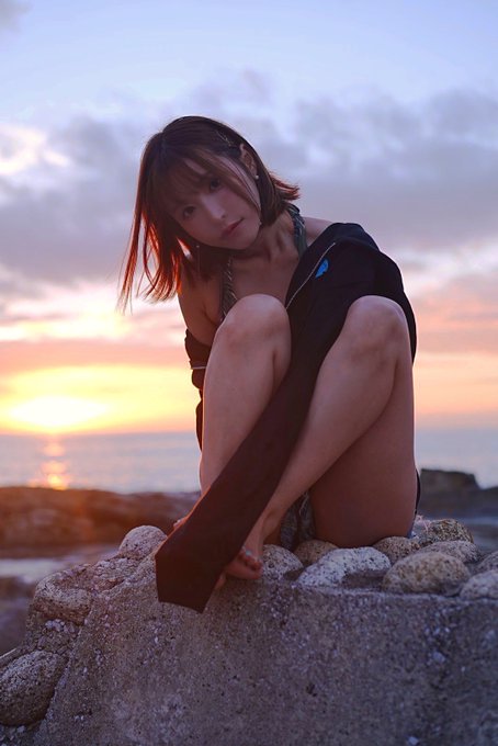 無情享用！ C奶小馬美少女「戸田真琴」本月新作慘遭鬼父每天調教！