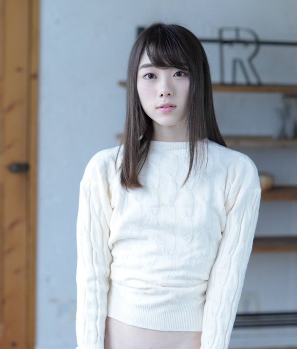 清新透明感！ 黑長直美少女「本田里美」出道！