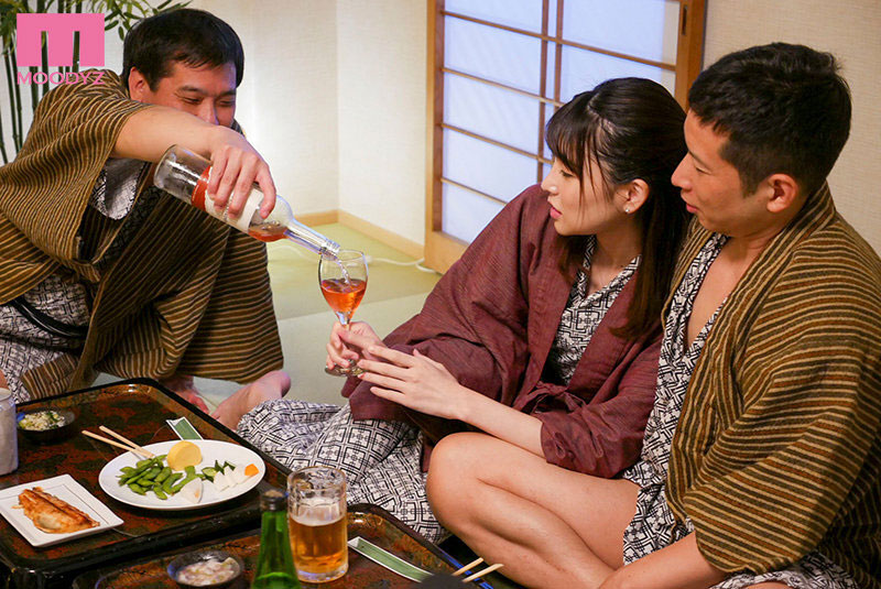 邪惡新會！菜鳥OL「星谷瞳」研修旅行被上司們亂棍伺候！