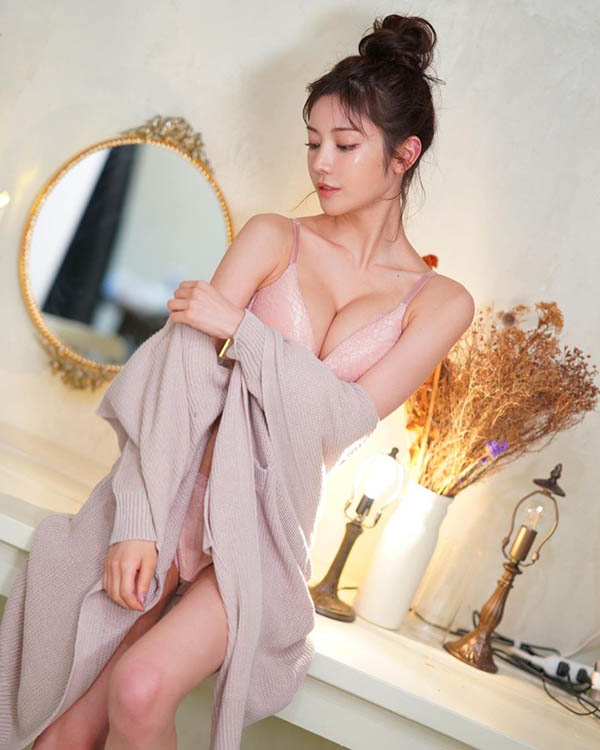 貼出女優照求門網友：“楓可憐都不知道真是可憐吶！”