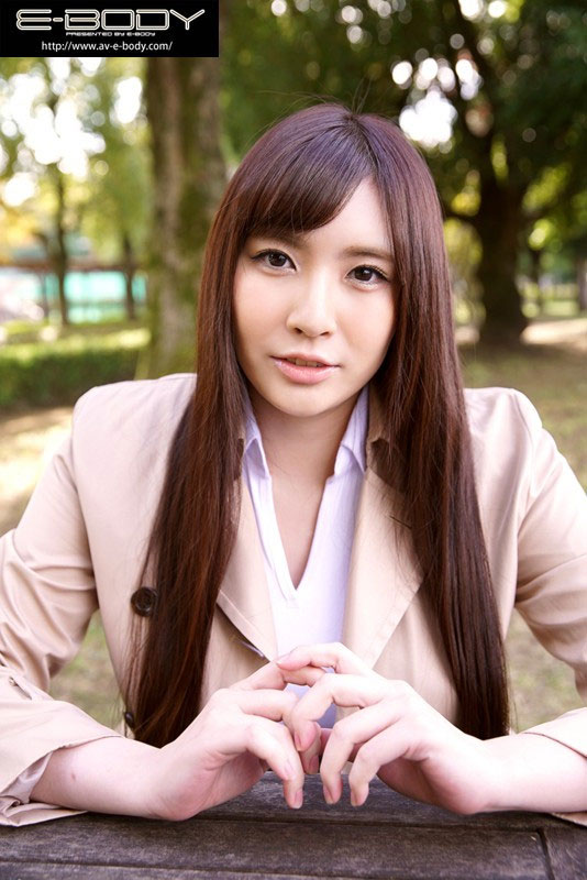 神乳有多重？ 162公分、J罩杯的她自爆體重！