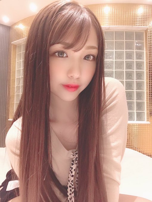 長腿美巨乳！ 高挑新人美少女「木下日葵」超迷你女僕比基尼照辣翻粉絲！