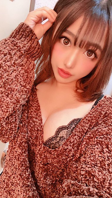 白裡透紅！ 中日混血女優「赤井愛知華」4秒影片大秀血管乳！