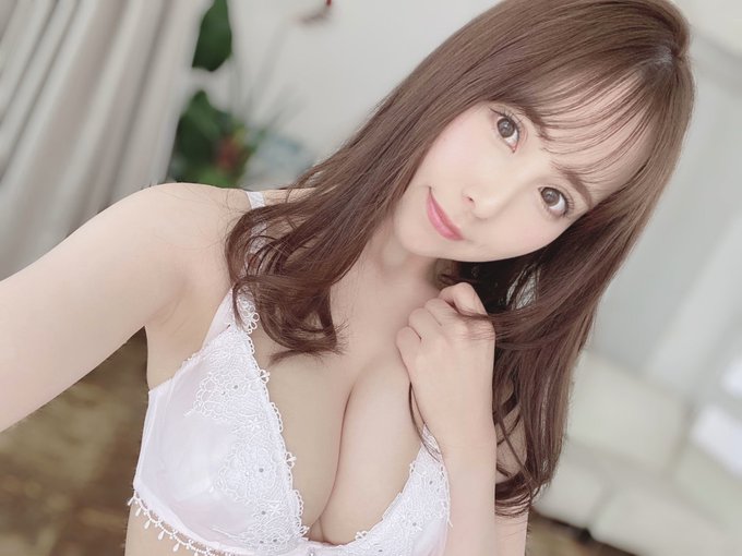 終潮噴射!白嫩飽滿G奶美少女「永瀬美奈萌」AV引退作!從頭噴到最後一秒!