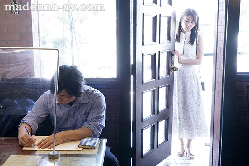 老公有NTR性癖！與咖啡店人妻「神宮寺奈緒」的變態肉體關係！