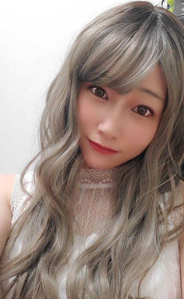 喜愛一個人的旅行素人M系憂鬱美女「土屋奏」！