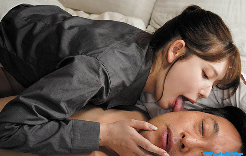 想把店長帶回家!癡女店員「明里䌷」誘惑中出強制來十發!