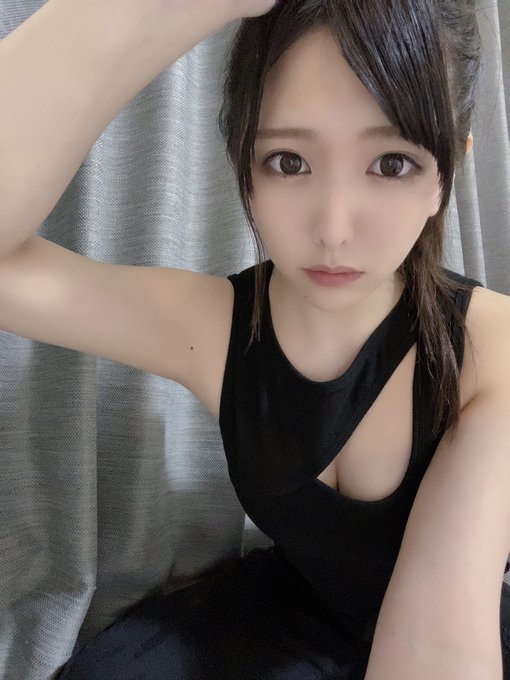 健身還是誘惑人？極品美少女「倉木詩織」推特大秀健身自拍、火辣美臀完全釋放！