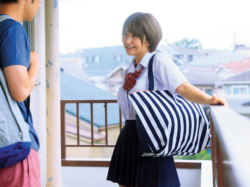 巨乳妹妹「深田結梨」離家出走投靠哥哥開啟禁忌同居生活