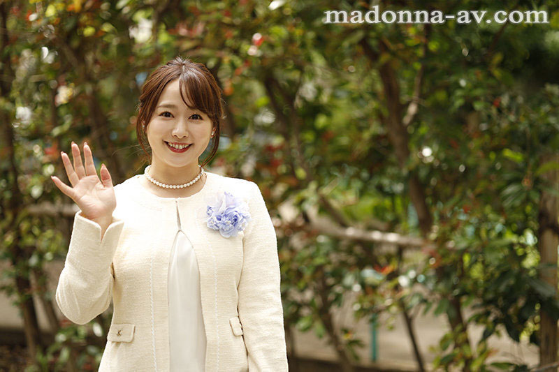 繼母「白石茉莉奈」送上的畢業禮物竟然是幫忙「登大人」！