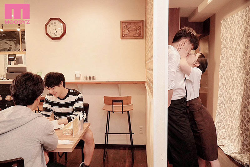 打工同事是小惡魔美少女「七沢みあ」！逆痴漢榨汁「弄完後還繼續吸」...