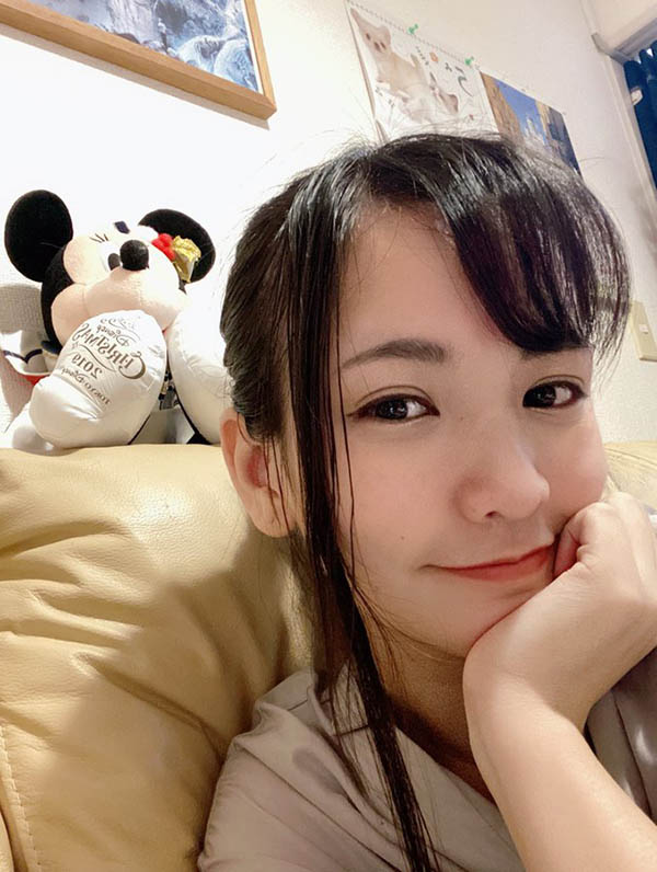 泰有人氣！ 日泰混血D杯小清新「宮崎凜」出道3天粉絲追蹤破9萬！