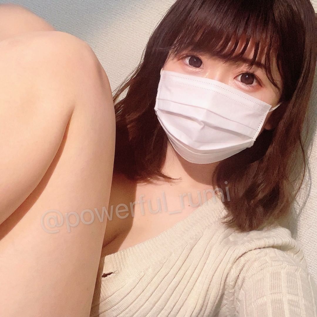 訂閱數超過13萬！人氣工口系YouTuber震撼AV出道「口罩下真面目」讓人看了驚呆