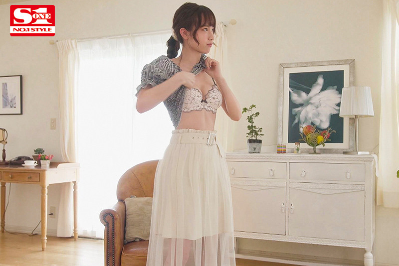 又一個超級新人! 「167公分、E罩杯」國立女大生「白坂みあん」S1出道!