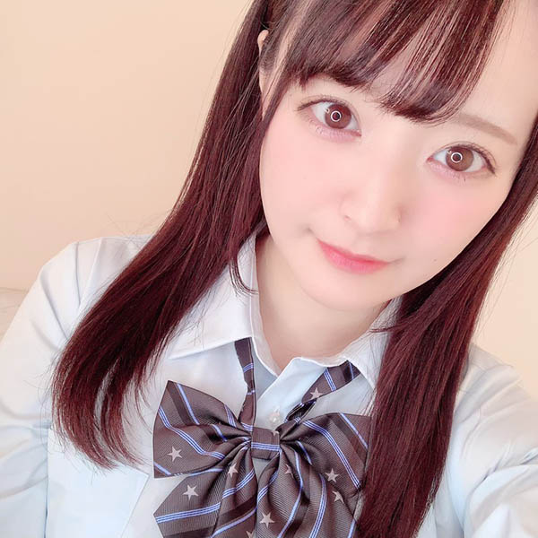 青春畢業生！ 豐滿清純美少女「清宮鈴」美少女片商專屬出道！