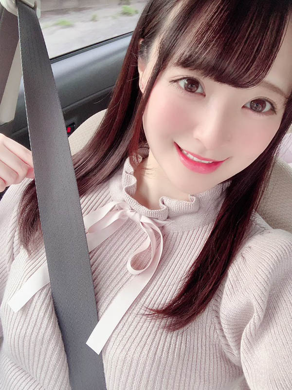 青春畢業生！ 豐滿清純美少女「清宮鈴」美少女片商專屬出道！