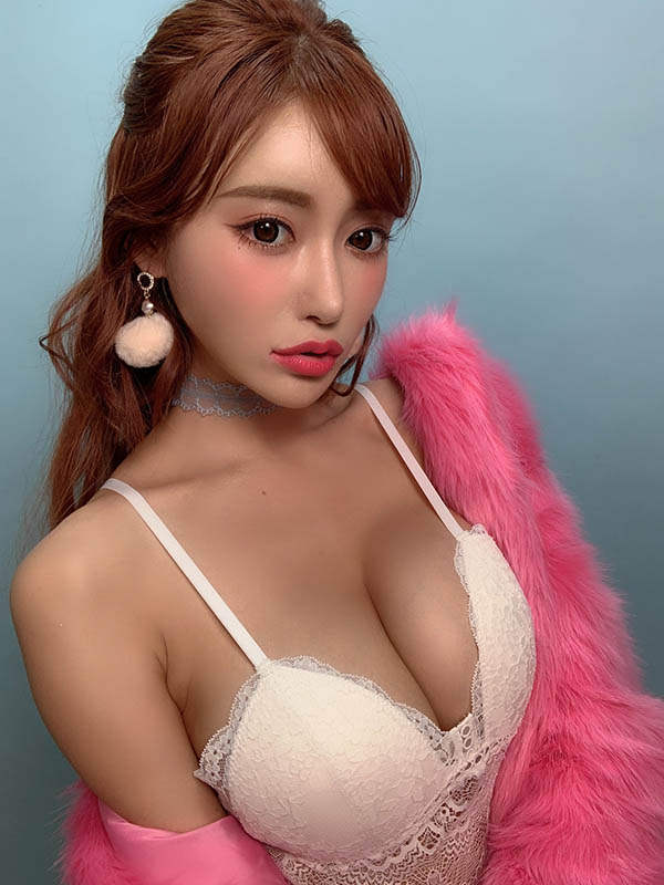 明日花キララ切割羅志祥、所求為何?