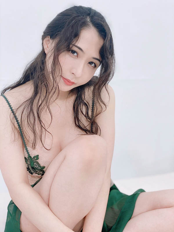 久違5個月更新twitter！晶エリー休養去！