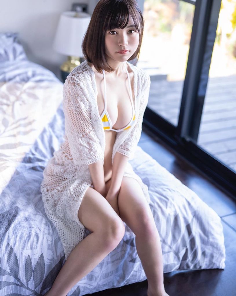 G奶寫真大物變身“暗黑小馬”,超暴力曲線好轟動!