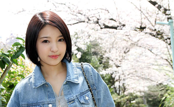 暗黑界最強「短髮髮片機器」ひなた澪回歸!留回長髮「妹系氣場」爆棚滿血回歸