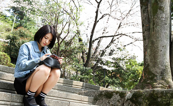 暗黑界最強「短髮髮片機器」ひなた澪回歸!留回長髮「妹系氣場」爆棚滿血回歸