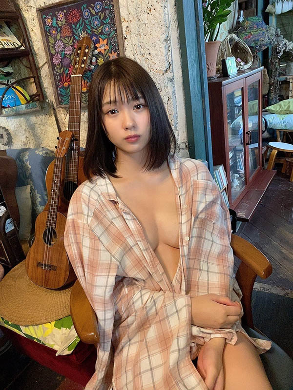 超豐滿F罩杯！ 19歲女大生「小倉七海」AV出道，原石美少女欠開發！