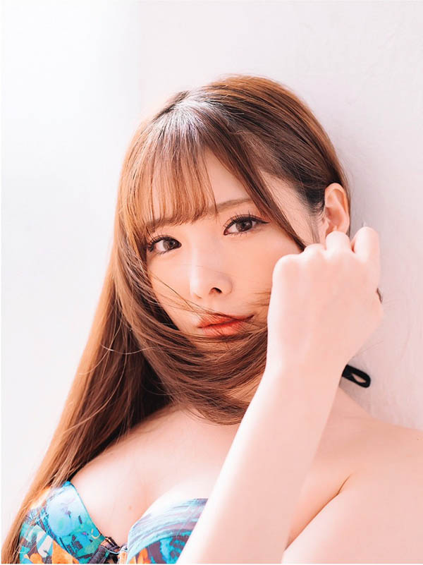 沒修圖的橋本ありな長這樣！然後她快不用買菜了！