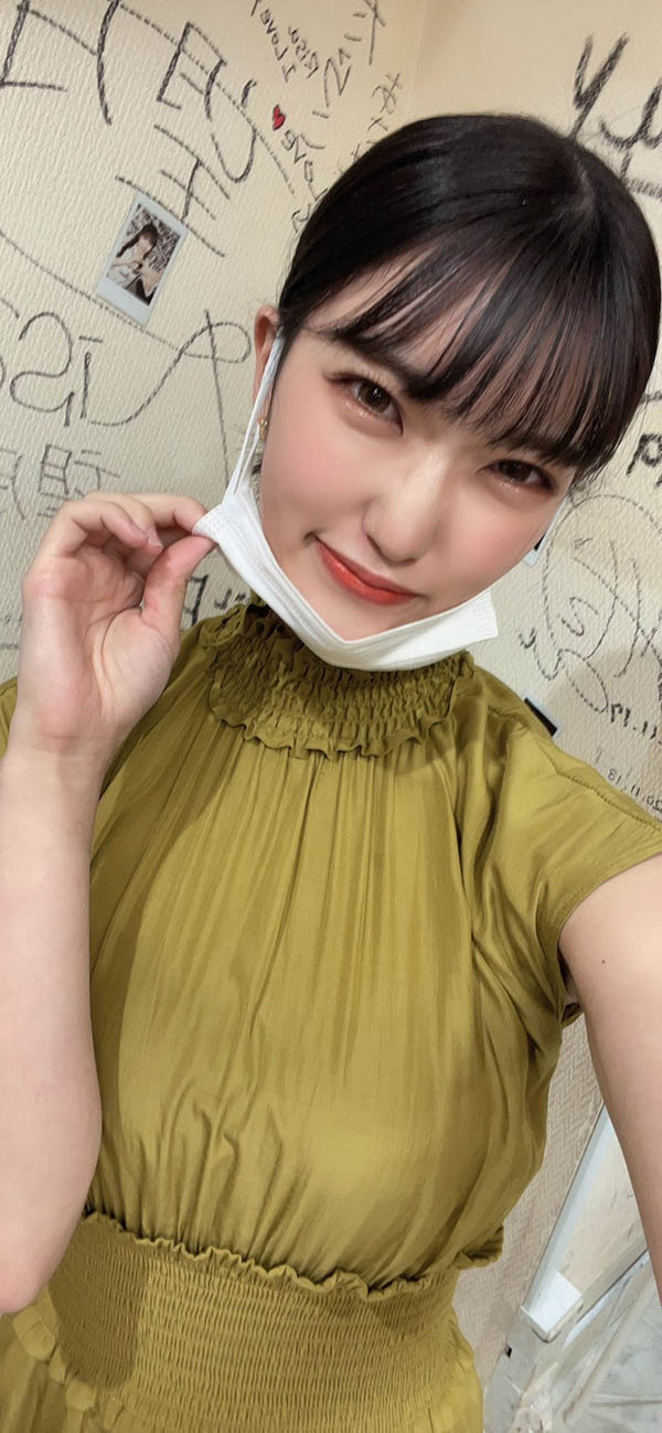 強調下半身！ E奶水蛇腰騷貨「東條蒼」最新作品換上開高衩體操服大秀長腿與翹臀！