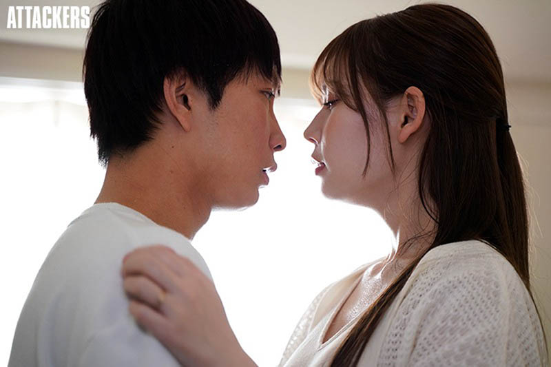 跟老公感情不好！絕美人妻「明里つむぎ」欲求不滿，被鄰居強暴後竟愛上這種感覺