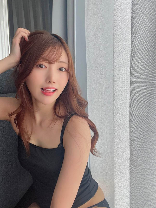 色辣妹「西宮夢」隨機搭訕直接啪啪，走路SEX「帶回飯店玩3P」!