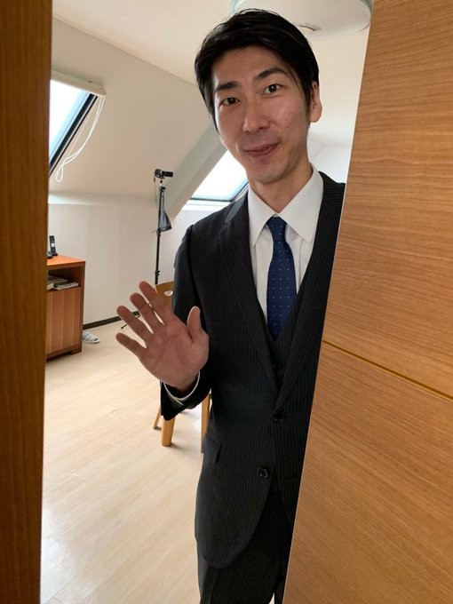 最慘綠巨人!被NTR的男優竟遭此虐待!