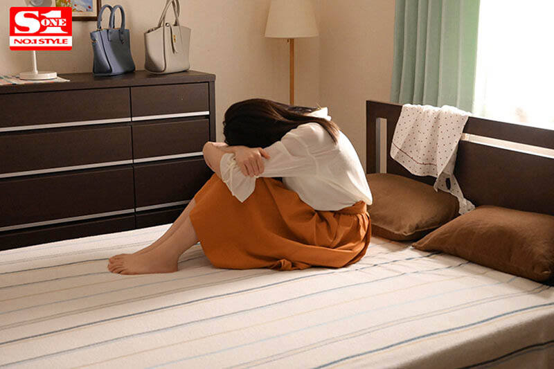 巨乳小媳婦「鷲尾めい」管不住公公喝醉後變禽獸的樣子