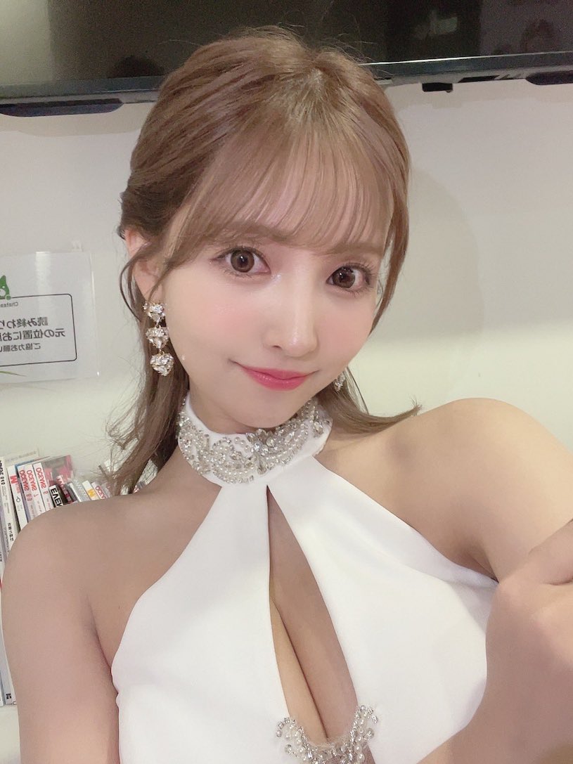 三上悠亞的身材巔峰！挑戰“性愛大絕頂”，變成超飢渴的偶像！