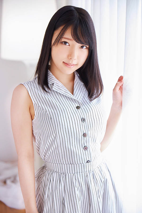 清新大學女生！豐滿美少女「皐月芽衣」素人片商專屬出道！