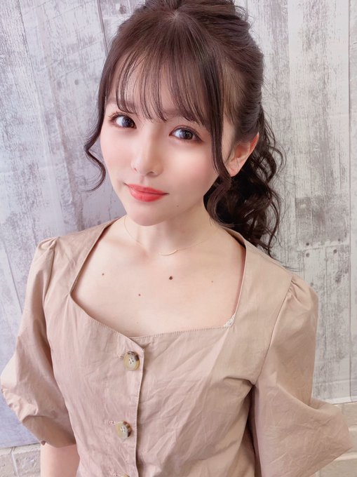 秋葉原偶像大崩壞！ 貧乳大膽美少女「永瀨唯」！