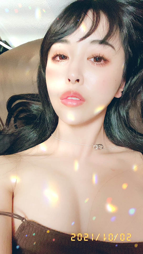 讀者來信照登：寶生リリー(寶生莉莉)的胸部怎麼凹進去了？