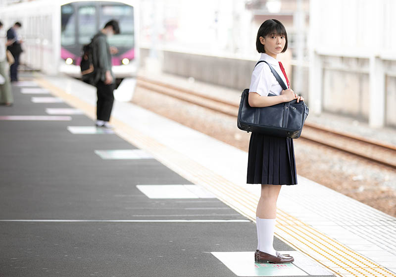 18歲超年輕新鮮肉體！經驗僅1人超敏感！青春時代超大型新家桃乃りん、現身！ ……