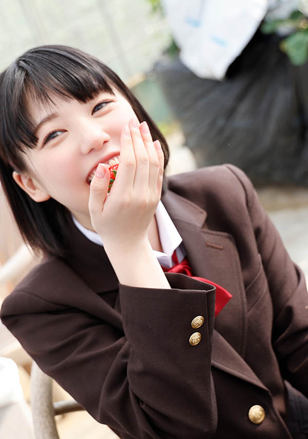 18歲超年輕新鮮肉體！經驗僅1人超敏感！青春時代超大型新家桃乃りん、現身！ ……