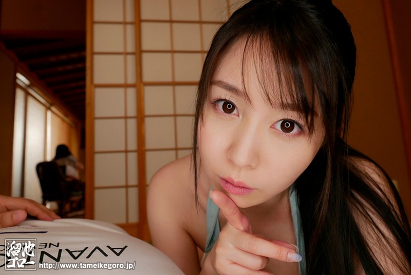 沒有血緣關係！巨乳義妹「夢乃あいか」主動邀我一起看A片看著不知不覺就弄進去