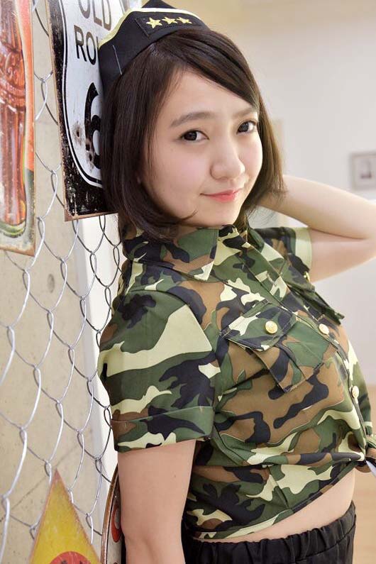 鈴村あいり的超級粉絲！ 2年沒愛愛的藝人下海？