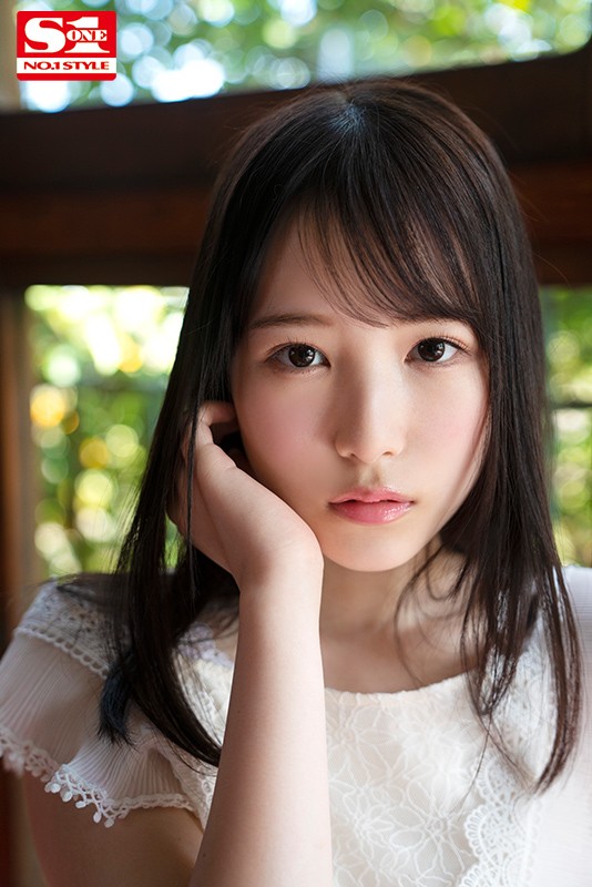 最高級天然美女！神腰神臀神演出！能在偶像團體站C位的「香水じゅん」登場！ …