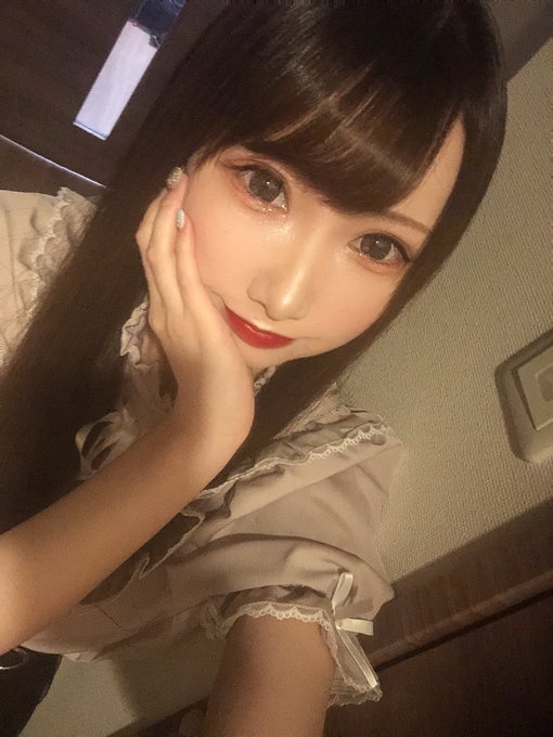 椎名穗香 (Shina Honoka) Dedo 作品編號和信封，椎名穗香簡介