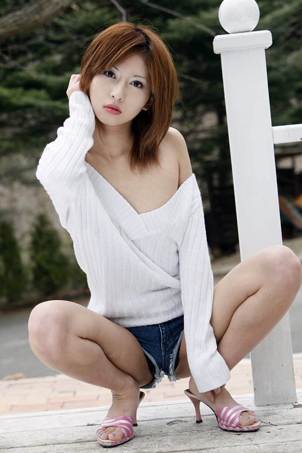 全力SEX解禁！那位上過電視、拍過寫真的藝人女優「初美ゆりか」的真面目是？ ... ...